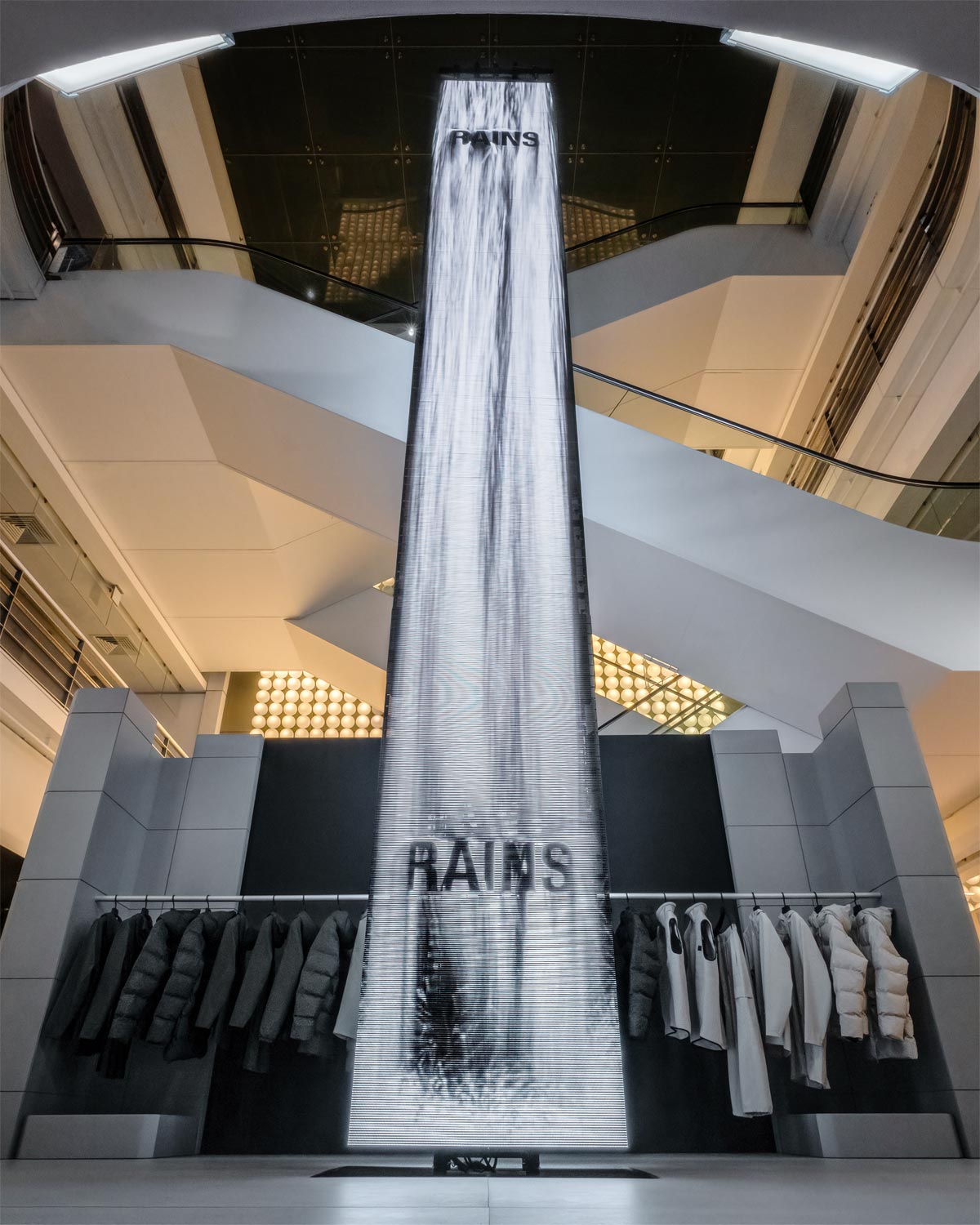 src_rains-dk_MediaImage_50239867257179